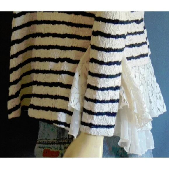 Postmark Anthropologie Striped Knit White Lace Back Jacket Sm - Picture 4 of 7